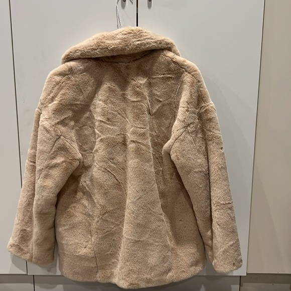 Free People Faux Fur Jacket EUC XS - Picture 2 of 4